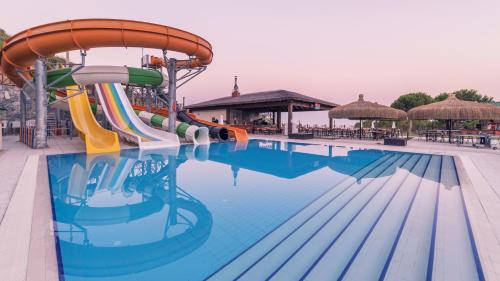 Ramada Resort Kusadasi & Golf