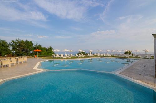 Ismaros Hotel in Maroneia