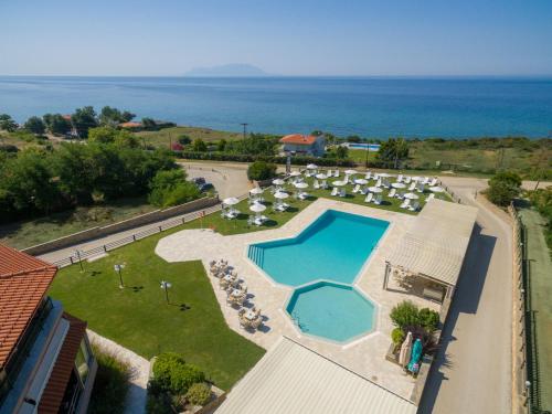 Ismaros Hotel in Maroneia