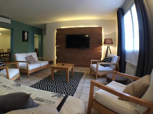 Domaine de la Loge gîte à louer Maynal