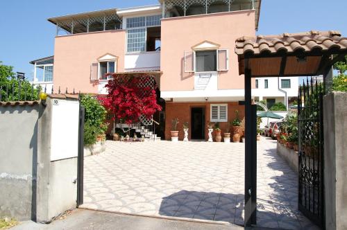 Bed and Breakfast Elisabetta, Pension in Civitavecchia