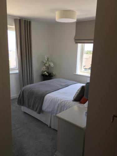 Cardiff Premier Apartments - image 13