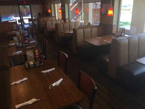 DENNY'S, St. Augustine - 1300 N Ponce De Leon Blvd - Restaurant