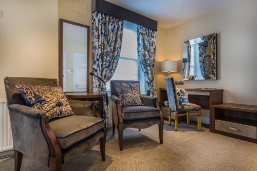 1 queen bed