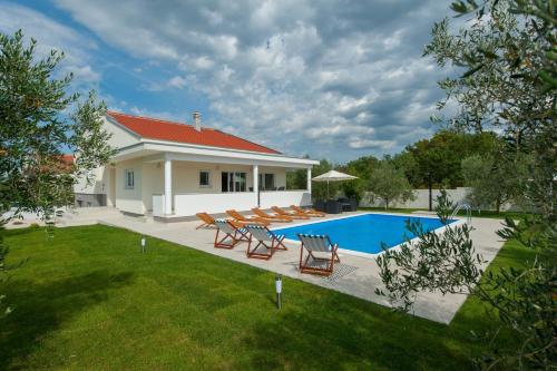Viesnīcas āriene, Villa Karla Debeljak - Zadar in Debeljak
