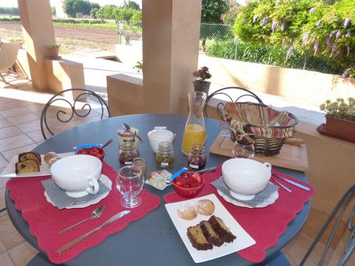 Gite du Pagoulin - Chambres d'hotes - 식음료(F&B)