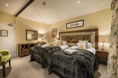 105259670 The White Hart Royal, Moreton-in-Marsh, Cotswolds - The Coaching Inn Group