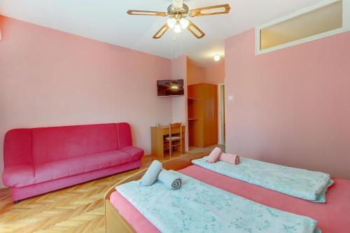 Rooms with a parking space Mali Losinj (Losinj) - 9681