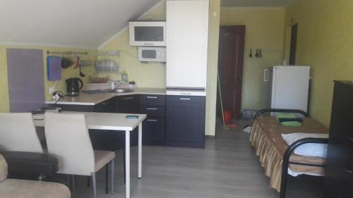 Guesthouse Uyut - main image