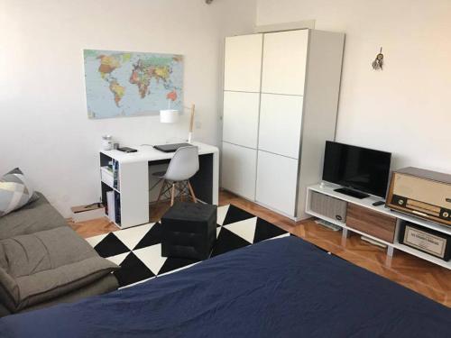  G Apartment in Split