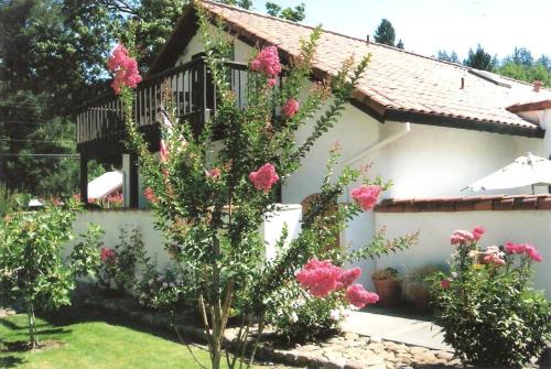 Spanish Villa Inn – St. Helena, CA