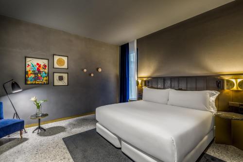 Room Mate Gerard - image 5