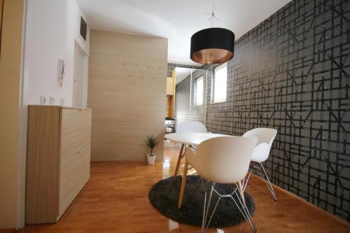 

Bulevar Apartments
