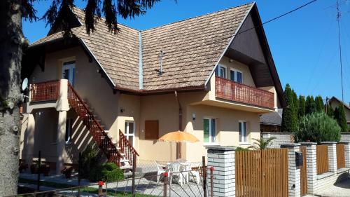 Magdi Apartman - image 2