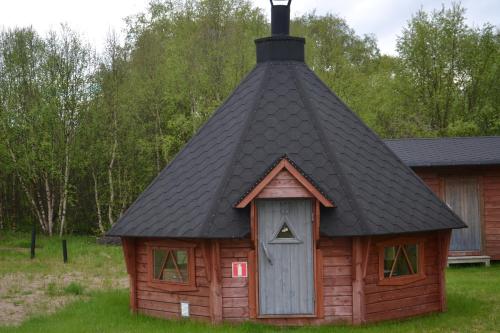 Iekārtas, Tenon Erakievari mokit in Karigasniemi