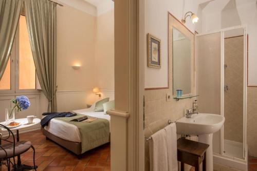 Aenea Superior Inn - image 4