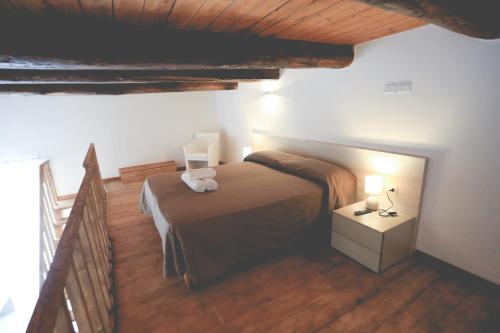 Deluxe Quadruple Room image 10