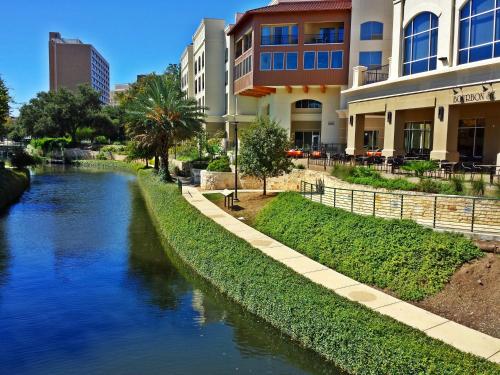 Wyndham Garden River Walk Museum Reach - Hotel - San Antonio