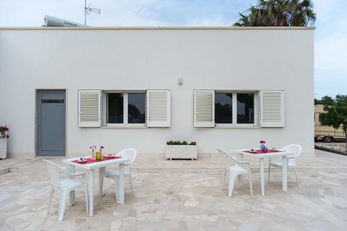 Blu Salentino b&b con Parcheggio Privato Gratuito 1