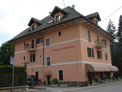  Albergo San Cristoforo, Pergine Valsugana bei Cognola