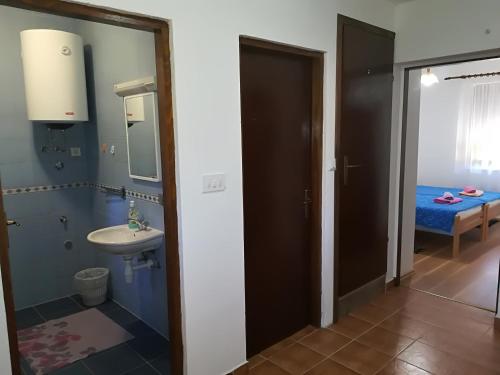 Double Room with Private External Bathroom