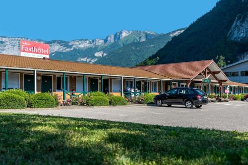 Fasthotel Thones - main image