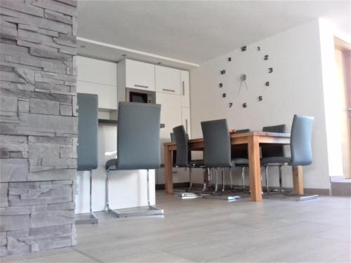  Studio Apartment Starcevic, Pension in Korenica bei Debelo Brdo