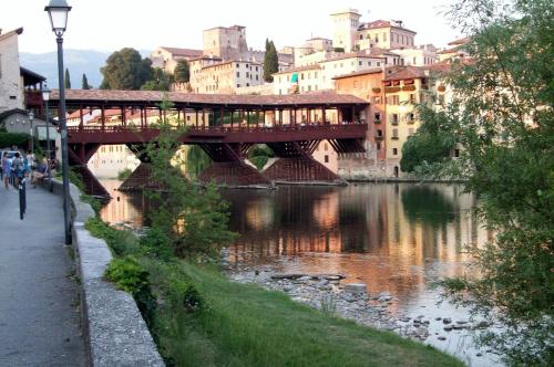 B&B Bassano del Grappa - Luxury House B&B - Bed and Breakfast Bassano del Grappa