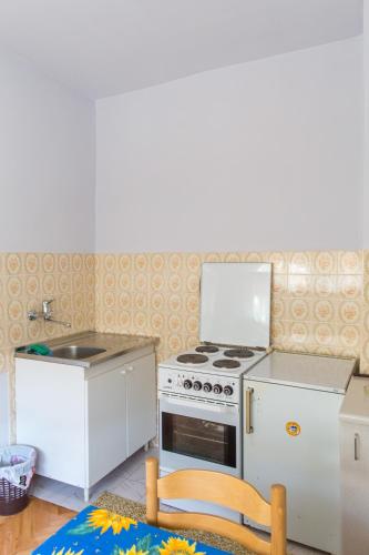 Standard Triple Studio image 10