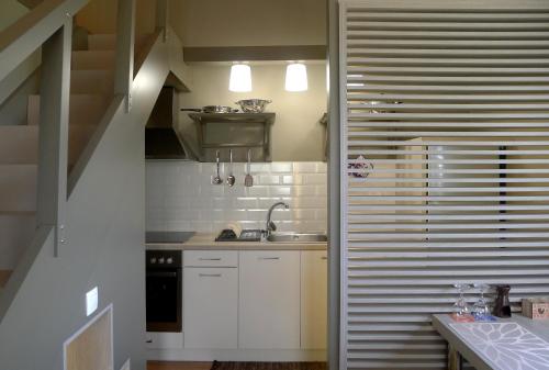 Ampoulos Rooms & Apartments in Kedro (Lesvos)