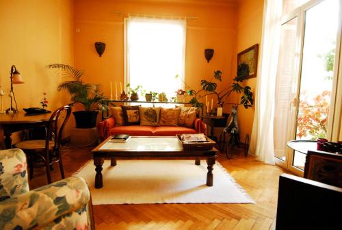  Apartment with Roof Garden in Athen