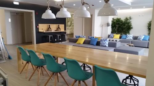 Topcity Hostel & Suites 4