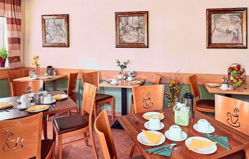 餐廳, 卡斯帕膳食公寓酒店 (Pension Kasper) in 羅森瑙錫德爾