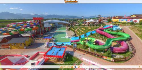 สวนน้ำ, Chata Liptovská Mara (Chata Liptovska Mara) in ลิปตอฟสกี ตรโนเวซ