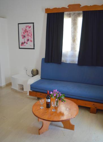 Mantraki Hotel Apartments - image 2