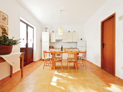 virtuve, Holiday Home Oliva in Raslina
