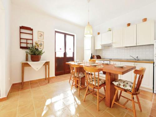 virtuve, Holiday Home Oliva in Raslina