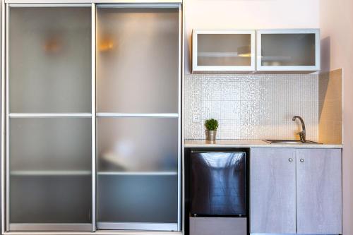 Memories Beach Hotel - image 14