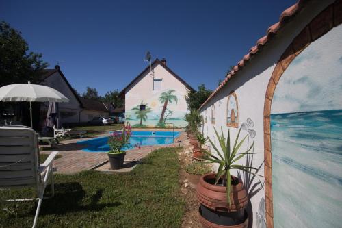 Basen, Pension Elisabeth in Balatonlelle