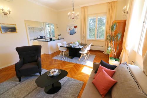 Apartment MiraMare on the beach, Split (photo 4)