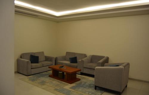 共用ラウンジ/TVエリア, ラマ ヤンブー フォー ホテル スイーツ (Rama yanbu for hotel suites) in ヤンブー