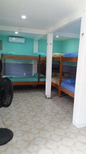 Go Slow Guesthouse in Caye Caulker