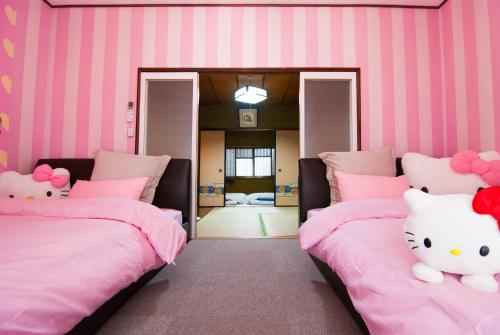 Three-Bedroom House image 8