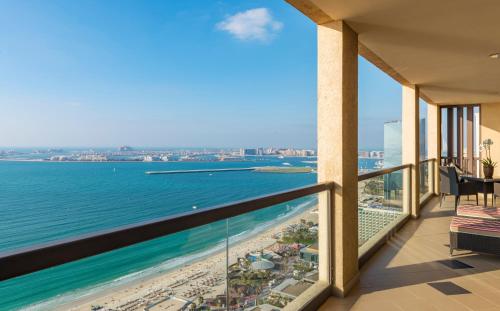 Balcony/terrace, Sofitel Dubai Jumeirah Beach in Dubai Marina