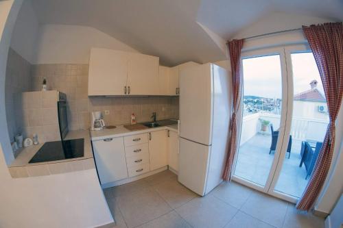 Apartments Leut in Jezera