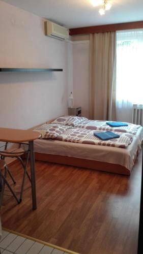 West City Apartments - image 2