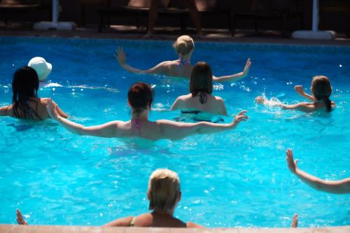 Alexandra Beach Spa Resort - image 11