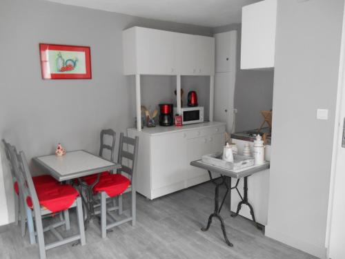 F2 à tulle gîte à louer Gimel-les-Cascades