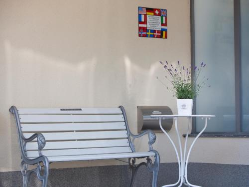 ホテル クリエムヒルド アム ヒルシュガーテン イン ミュンヘン ニンフェンブルク