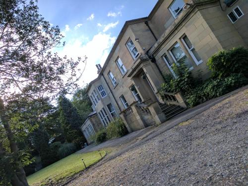 Grab The Hotels In Mirfield United Kingdom With Minimal Deals Birkby Lodge